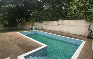 ABIDJAN COCODY : Villa duplex 5 pièces à louer – 2 Plateaux Vallon