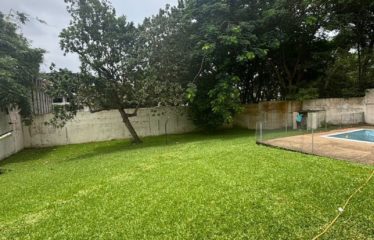 ABIDJAN COCODY : Villa duplex 5 pièces à louer – 2 Plateaux Vallon