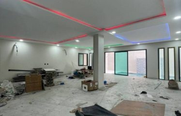 ABIDJAN BINGRVILLE : Villa grand standing à vendre – Cité Laurier