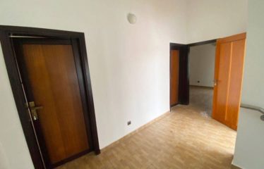 ABIDJAN COCODY : Villa duplex 6 pièces à louer – FAYA CITÉ SYNATRESOR