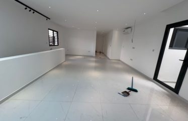 ABIDJAN COCODY : Villa duplex haut standing à louer avec piscine