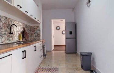 ABIDJAN LE PLATEAU : Appartement meublé à louer 120 m2