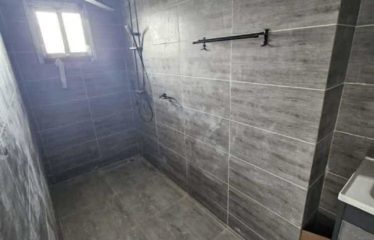 ABIDJAN COCODY : Villa 5 pièces avec piscine à vendre