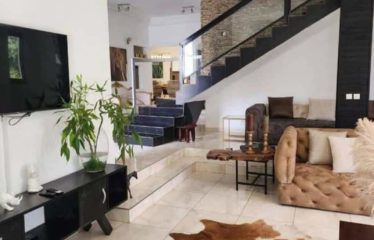 ABIDJAN COCODY : Villa duplex 10 pièces à vendre