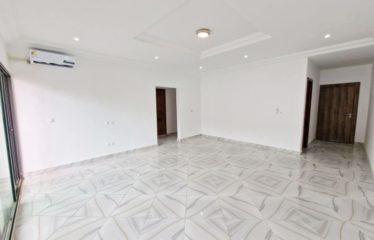 ABIDJAN COCODY : Appartement 3 pièces à vendre