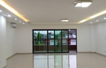 ABIDJAN COCODY : Immeuble R+5 à vendre