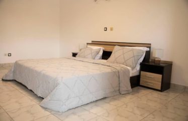 ABIDJAN COCODY : Appartement 4 pièces avec piscine à vendre