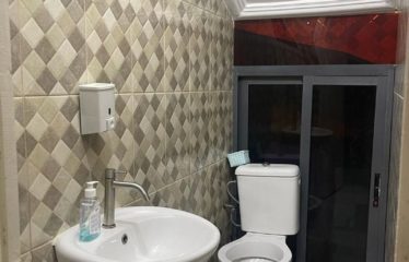 ABIDJAN COCODY : Maison en duplex en location 5 pièces