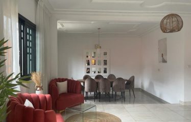 ABIDJAN COCODY : Maison en duplex en location 5 pièces