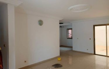 ABIDJAN COCODY : Bel appartement en vente à Saint-Viateur