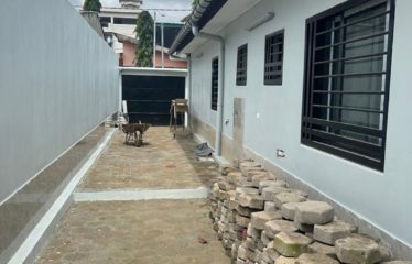 YOPOUGON : Villa 5 pièces à la vente