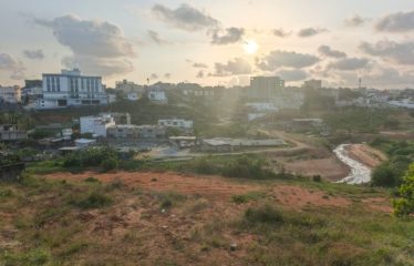 ABIDJAN COCODY : Terrain en vente à la Riviera M’badon