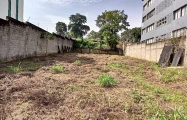 ABIDJAN COCODY : Terrain 753 m2 à vendre – 2 Plateaux Vallon