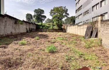 ABIDJAN COCODY : Terrain 753 m2 à vendre – 2 Plateaux Vallon