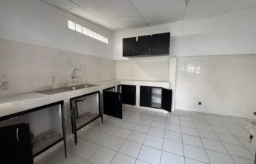 ABIDJAN COCODY : Villa duplex avec piscine à louer