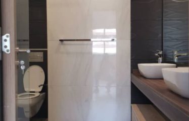 ABIDJAN PLATEAU : Appartement 3 pièces de standing à vendre