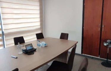 ABIDJAN PLATEAU : Appartement 5 pièces à vendre