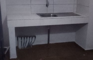 ABIDJAN ANGRÉ : Bureau de 3 pièces à louer