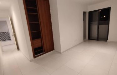 ABIDJAN COCODY : Villa duplex 5 pièces avec piscine à louer