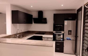 ABIDJAN COCODY : Villa duplex 5 pièces avec piscine à louer