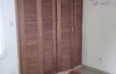 ABIDJAN ANGRÉ : Appartement à louer 3 pièces pour bureau