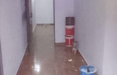 ABIDJAN ABOBO : Villa de 3 pièces à louer