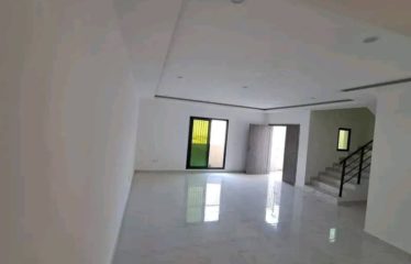 ABIDJAN BINGERVILLE  : Maison Duplex en vente