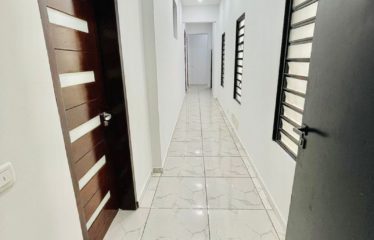 ABIDJAN COCODY : Villa duplex 10 pièces à louer