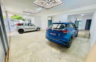 ABIDJAN COCODY : Villa duplex 10 pièces à louer