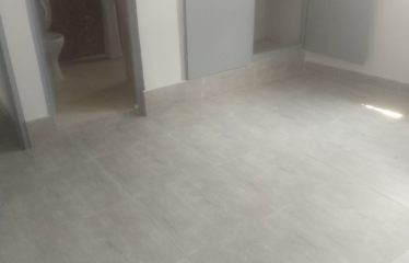 ABIDJAN ABOBO : Maison Duplex de 4 pièces à louer – Cité Concorde 2