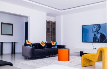 ABIDJAN MARCORY : Appartement 4 pièces meublé de standing à louer