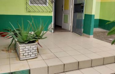 ABIDJAN COCODY : Vente villa basse 4 pièces à la Riviera Jardin îlot A