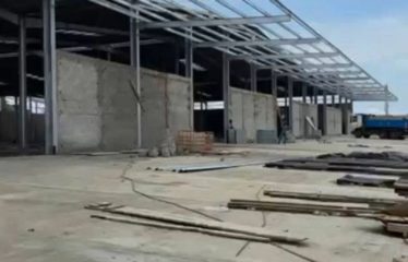 ABIDJAN PORT-BOUËT : Entrepôt à louer