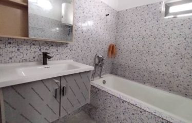 ABIDJAN COCODY : Location villa basse rénovée