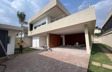 ABIDJAN COCODY : Location villa 6 pièces avec piscine