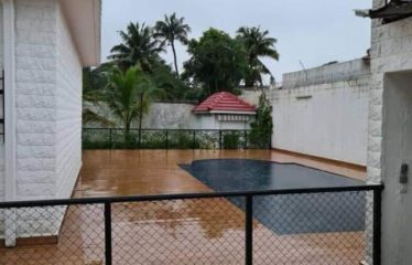 ABIDJAN COCODY : Location villa basse 6 pièces