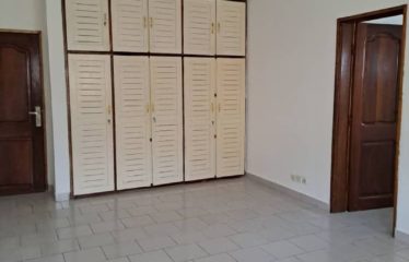 ABIDJAN COCODY : Location villa duplex 6 pièces