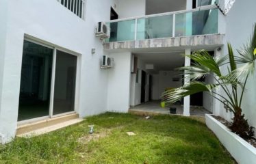 ABIDJAN COCODY : Villa duplex T7 à louer