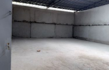 GRAND-BASSAM : Entrepôt à louer – Carrefour Tata