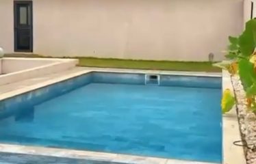 ABIDJAN BINGERVILLE : Belle villa de 6 pièces à vendre – Quartier calme