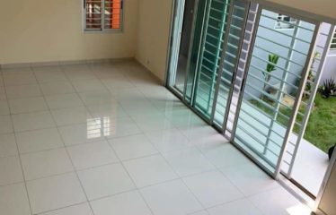 ABIDJAN COCODY : Villa duplex à louer – Riviera Palmeraie Cité Arc-en-Ciel