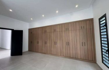 ABIDJAN COCODY : Location d’une superbe villa avec piscine