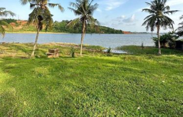 ABIDJAN COCODY : Terrain de 2 023 m² à la Riviera M’Badon