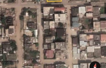 ABIDJAN COCODY : Terrain usage commercial de 1088 m2 à vendre