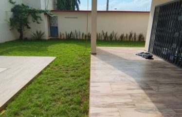 ABIDJAN COCODY : Très belle villa avec piscine à louer