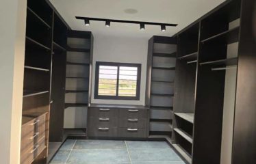 ABIDJAN PORT-BOUËT : Vente magnifique villa triplex