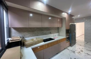 ABIDJAN COCODY : Villa duplex avec dépendance à louer