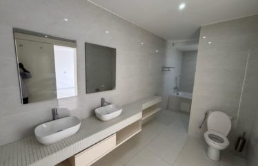 ABIDJAN COCODY : Location villa duplex – Riviera 3