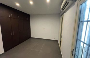 ABIDJAN COCODY : Villa basse 5 pièces à louer