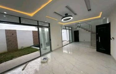ABIDJAN COCODY: 6-room triplex house for sale